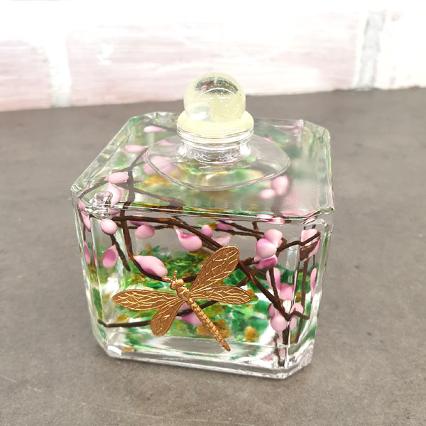 Dragonfly Cube Lifetime Candle